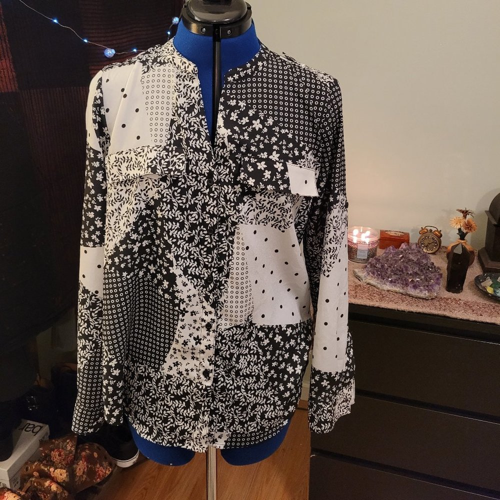 Nwot Floral Patchwork Blouse - image 1